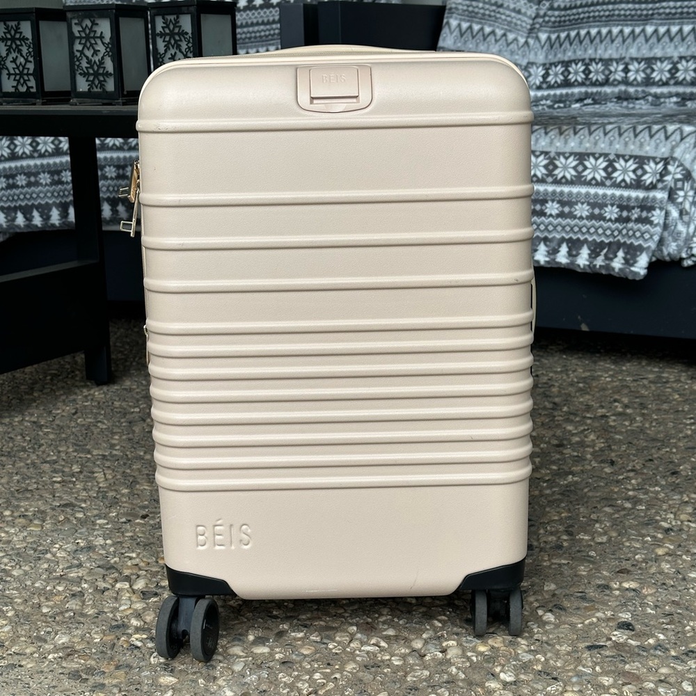 BÉIS The Carry-On Roller in Beige